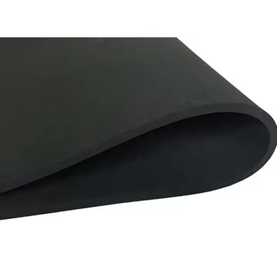 Chemikalienbeständiges Neopren in weißer Farbe, ideal für langlebige Produkte