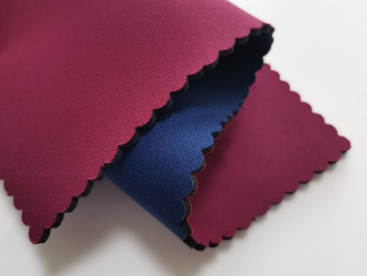 Durchlöchertes doppeltes mit Seiten versehenes Neopren-Gewebe-Blatt verstärkte Drysuit-Gebrauch
