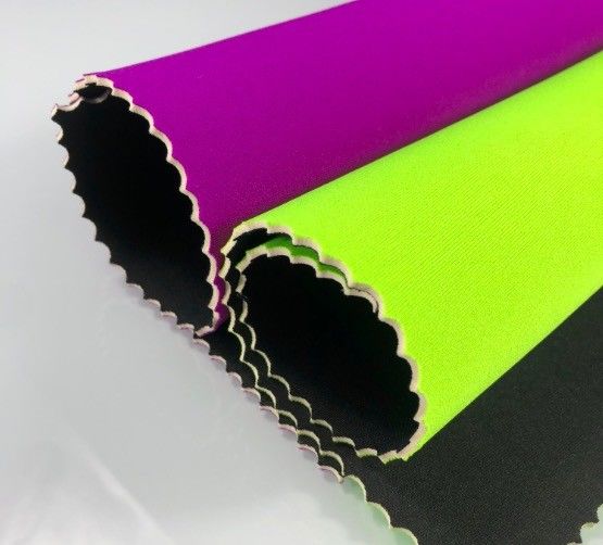 Einzelseitige Sport-SBR Neopren Stoff Roll 3mm Silikon-Schwamm Gummi Verwendung für Maus Pad Yoga Pad